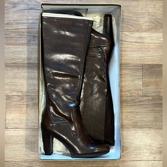 Franco Sarto brown leather boots size 10 - Picture 3 of 5